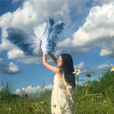躲在阁楼的安妮·法兰克